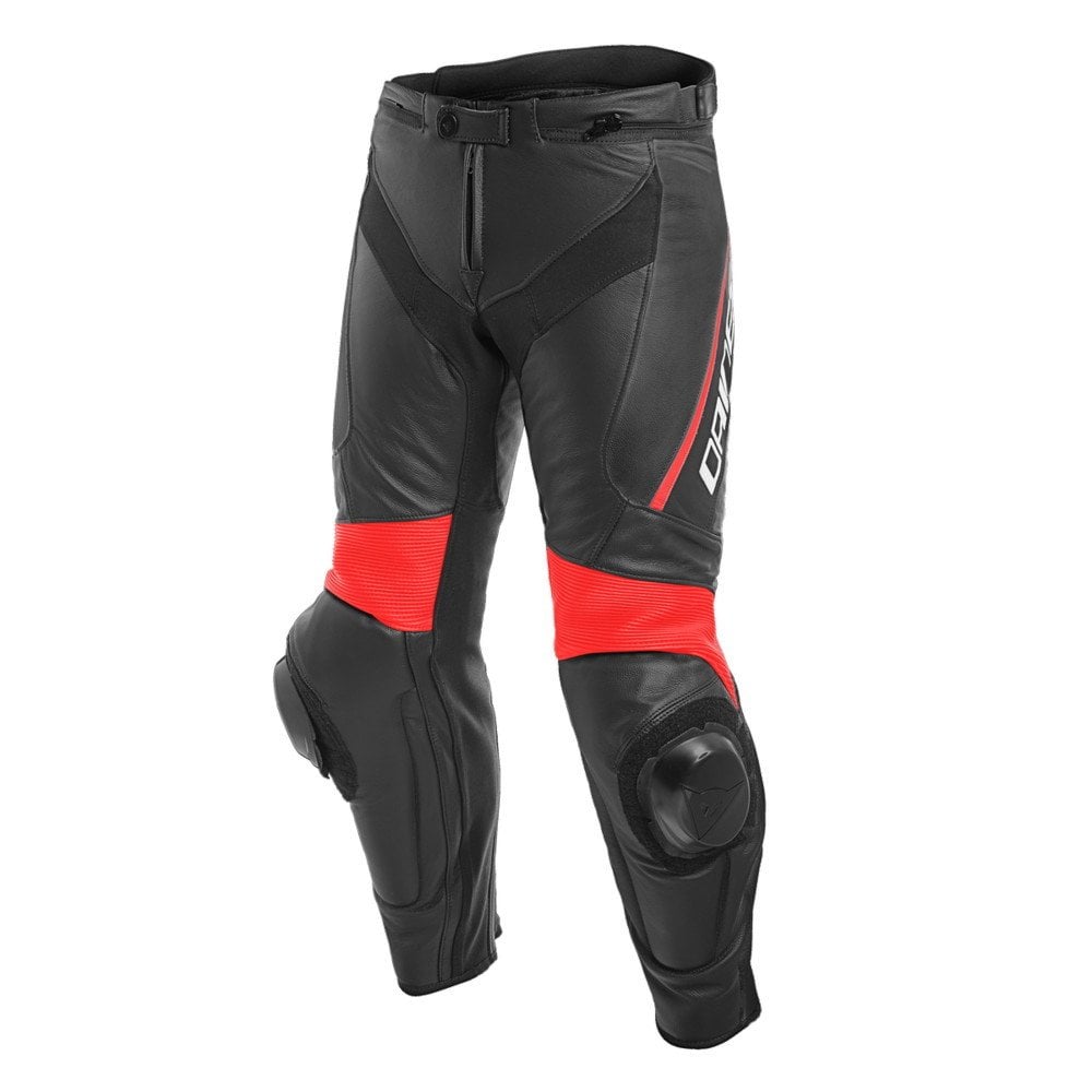 Dainese Delta 3 Deri Pantolon Kırmızı Dainese Delta 3 Deri Pantolon Kırmızı 56