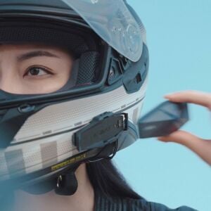 ASMAX F1 Pro Mesh ve Sesli Komutlu Bluetooth İnterkom Kırmızı