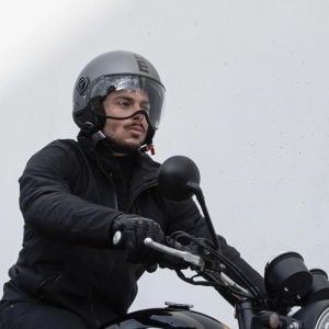 MomoDesign FGTR Evo Kask Titanium Frost Black