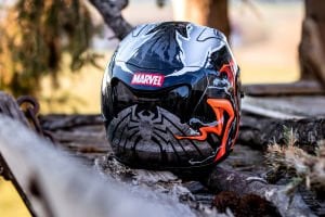 Hjc RPHA11 Kask Venom II Marvel MC1