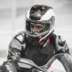 Nexx X.R3R Karbon Kask Beyaz Kırmızı