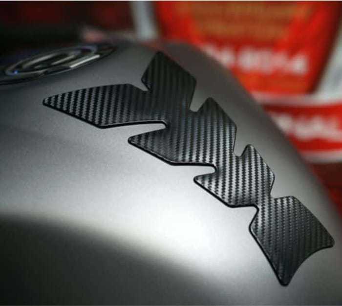 Puig 8432C Aprilia RSV1000R Tank Pad